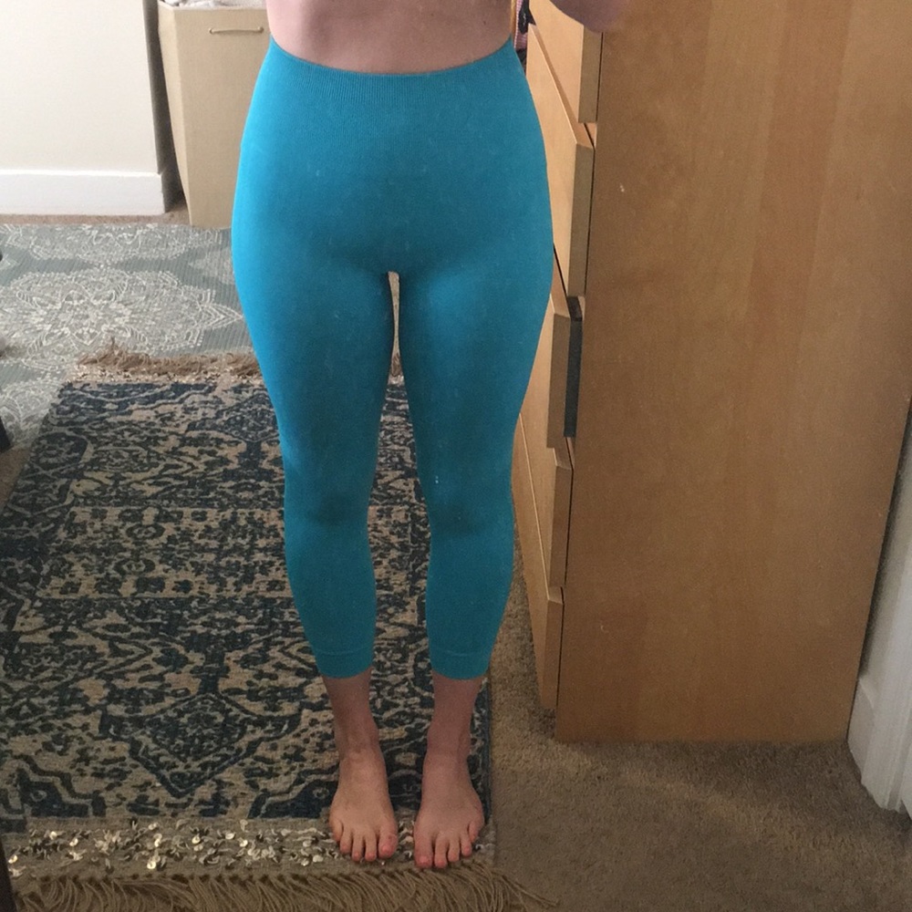 Lululemon athletica crops
